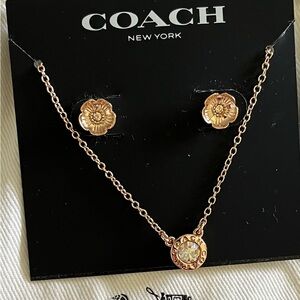 New Coach necklace & stud earrings set